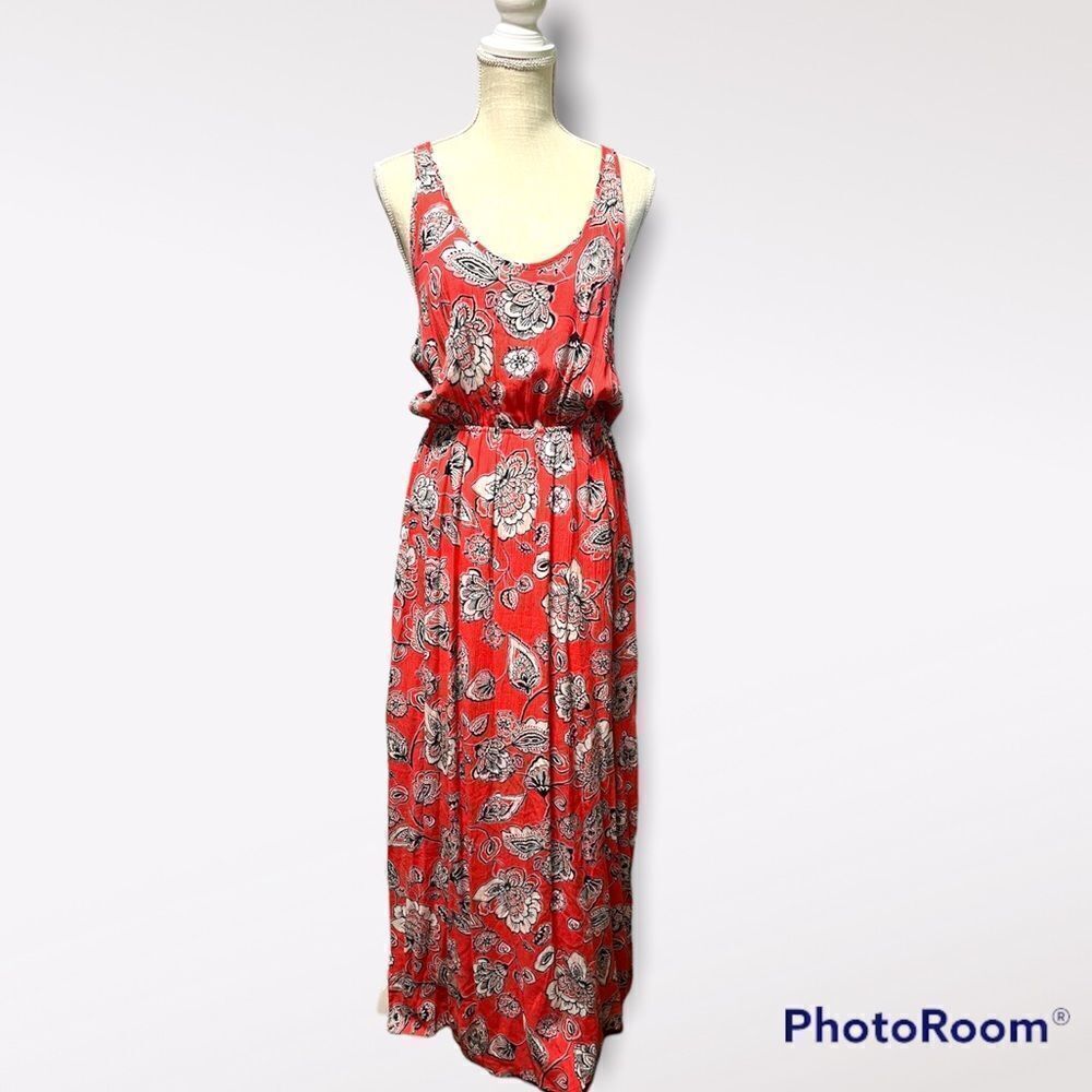 Dina Be boutique sleeveless racerback floral maxi dress